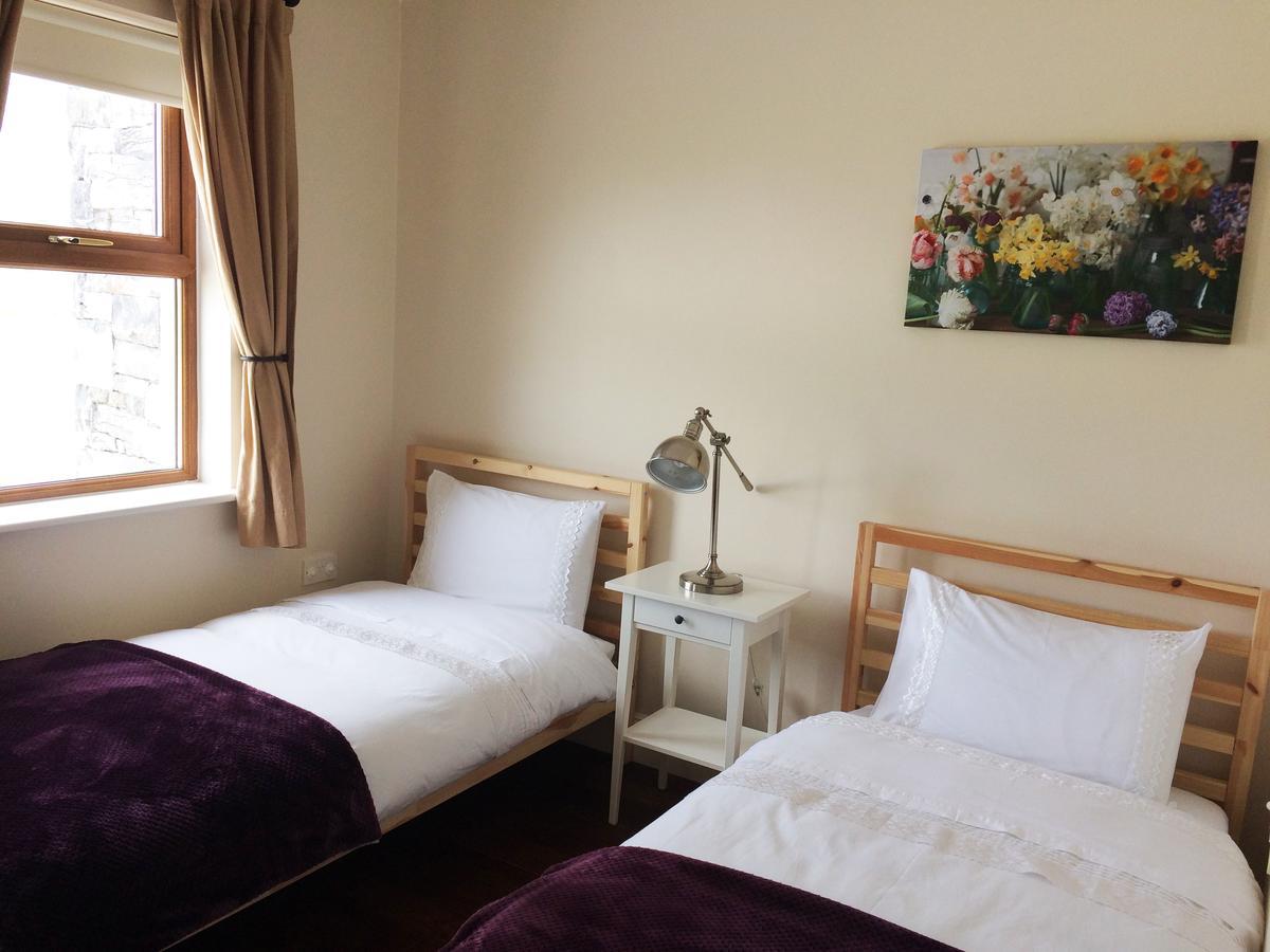 Wild Atlantic Breeze Guesthouse Дулин Экстерьер фото